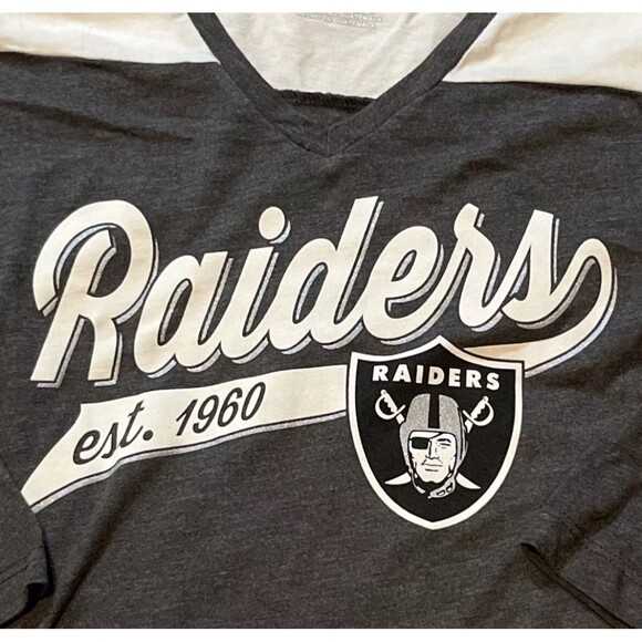NFL Team Apparel Women’s Raiders 3/4 Sleeve Shirt Size V-Neck Small S new - Picture 9 of 10